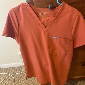 Orange figs scrubs